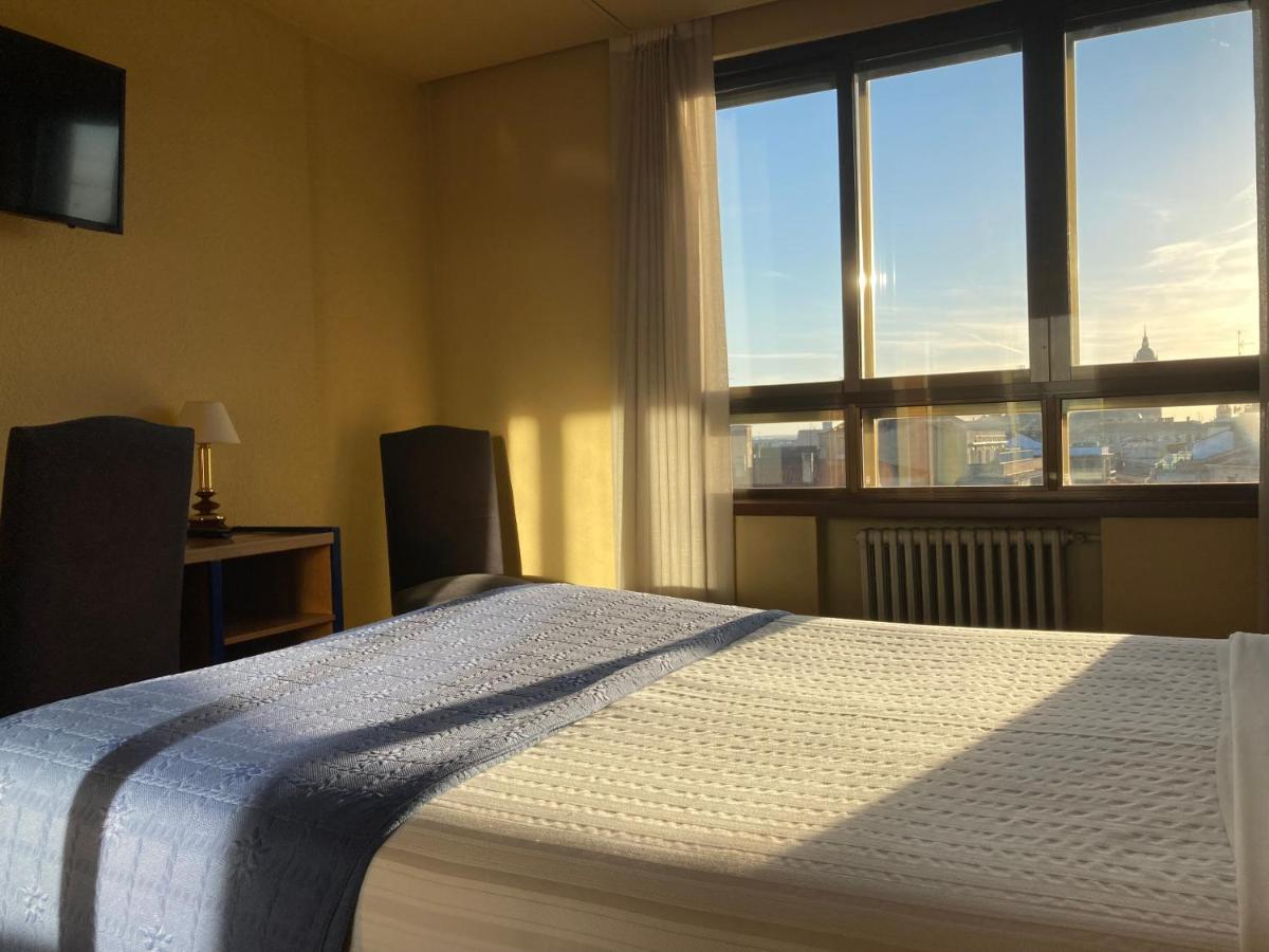 סלאמנקה Hotel Condal מראה חיצוני תמונה