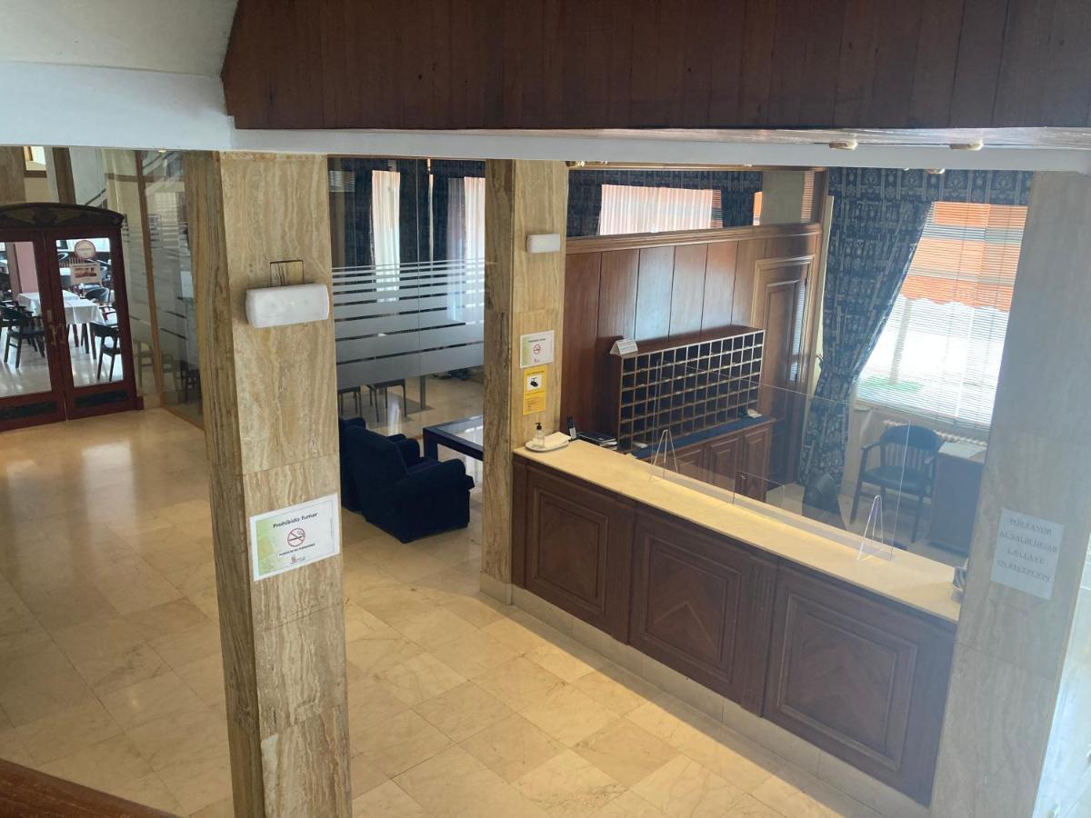 סלאמנקה Hotel Condal מראה חיצוני תמונה