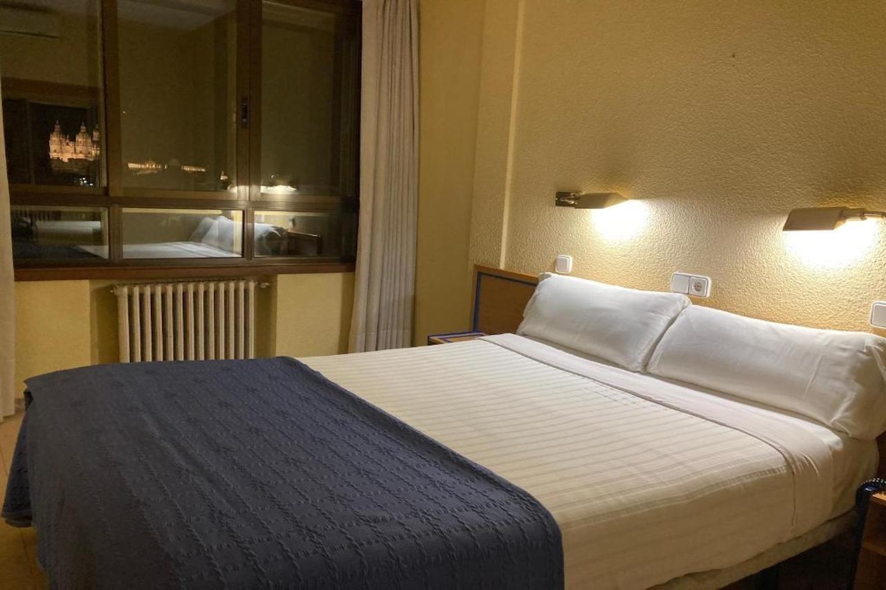 סלאמנקה Hotel Condal מראה חיצוני תמונה