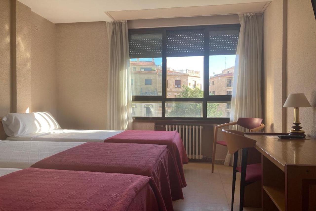 סלאמנקה Hotel Condal מראה חיצוני תמונה