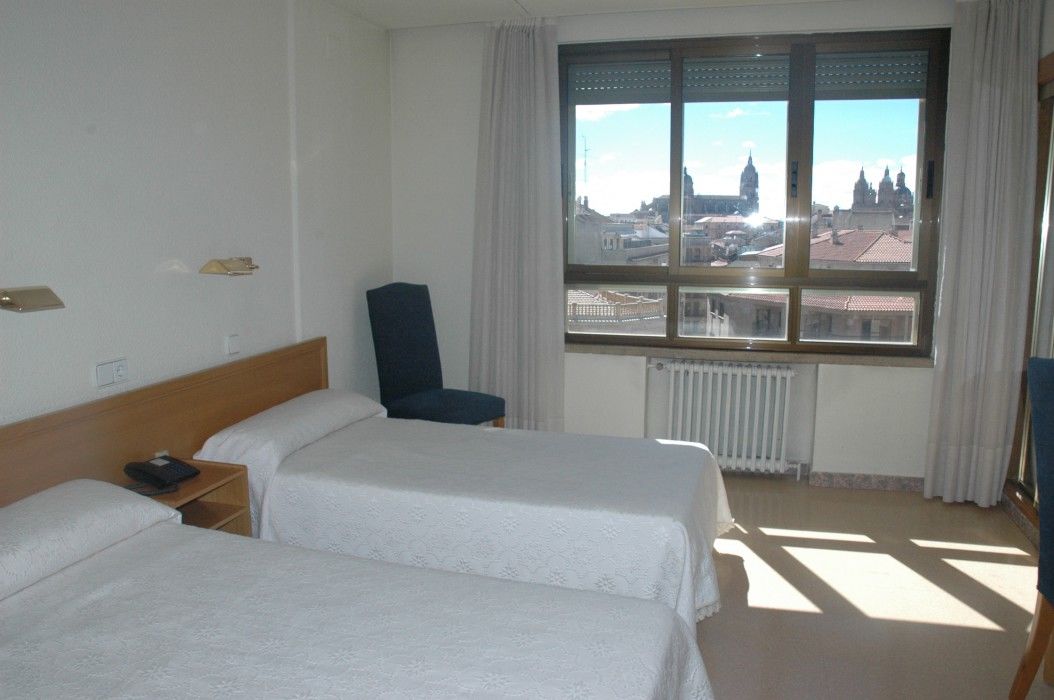 סלאמנקה Hotel Condal מראה חיצוני תמונה